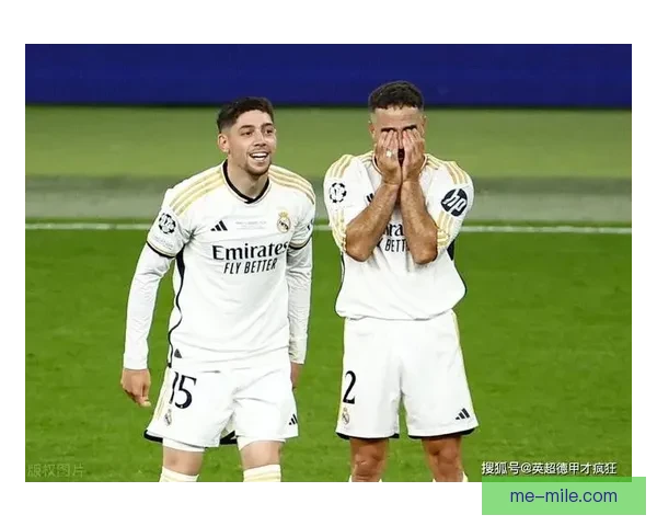 巴尔韦德正式接过克罗斯遗留皇马八号球衣新征程开启